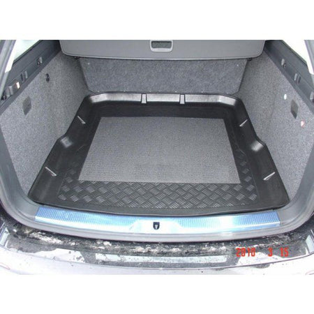 Tavita portbagaj Skoda Superb II caroserie combi fabricatie 2008 - 04.2015