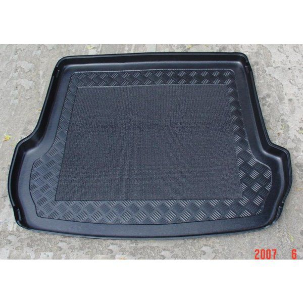 Tavita portbagaj Volkswagen Golf IV caroserie combi fabricatie 1998 - 05. 2007 (portbagaj mai sus)