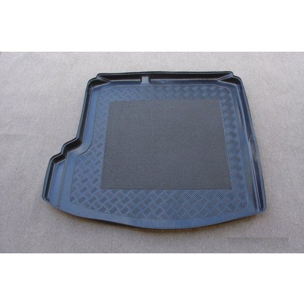 Tavita portbagaj Volkswagen Jetta caroserie Sedan fabricatie 2005 - prezent (cu separator pe dreapta)
