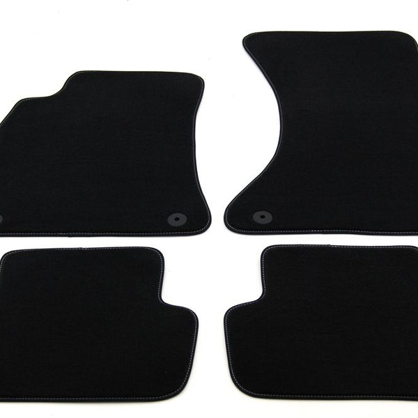 Covorase auto mocheta Audi A4 B8 fabricatie 11.2007 - 2016 (NEGRU)