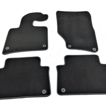 Covorase auto mocheta Audi Q7 fabricatie 2006 - 2014 (NEGRU)