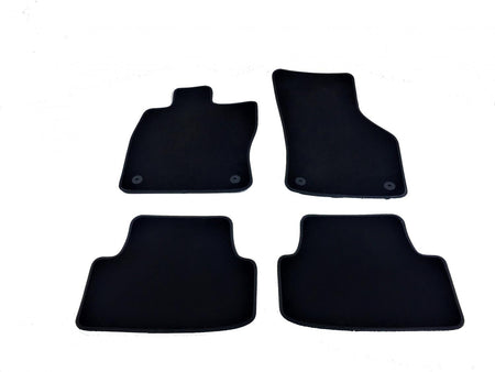 Covorase auto mocheta Seat Leon III (5F) fabricatie 2012 - prezent (NEGRU)