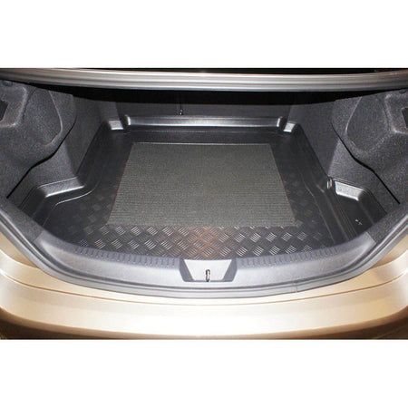 Tavita portbagaj Renault Megane IV caroserie sedan fabricatie 01.2016 - prezent
