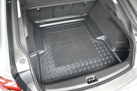 Tavita portbagaj Opel Insignia caroserie sedan fabricatie 06.2017 - prezent