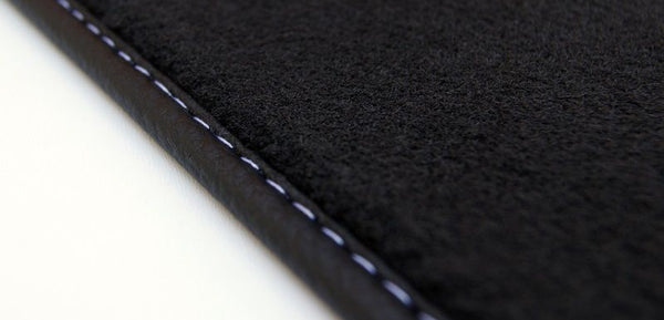 Covorase auto mocheta Toyota Land Cruiser 150 Scurt fabricatie 2009 - prezent (NEGRU) 3