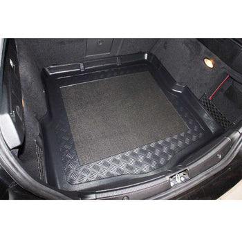 Tavita portbagaj Alfa Romeo 159 SW caroserie combi fabricatie 09.2005 - prezent (portbagaj mai sus)