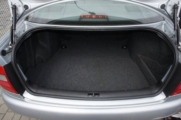 Tavita portbagaj Audi A4 (B5) caroserie sedan fabricatie 1996.09 - 10.2001 (bancheta rabatabila)